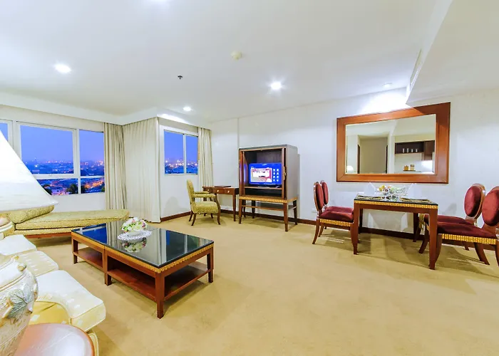 Palace Bangkok