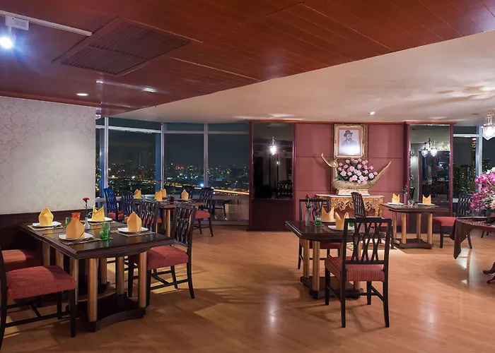 Palace 4* Bangkok